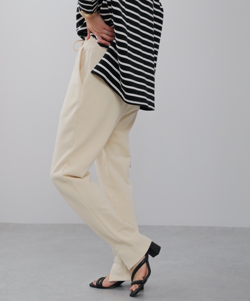 ap retro(アプレトロ)の「【apretro】スウェットジョガーパンツ / スリットジョガーパンツ/ジョグパンツ(スウェットパンツ・レディース・アイボリー/オートミール/ブラック/グレイッシュベージュ・FREE)」の9枚目の写真