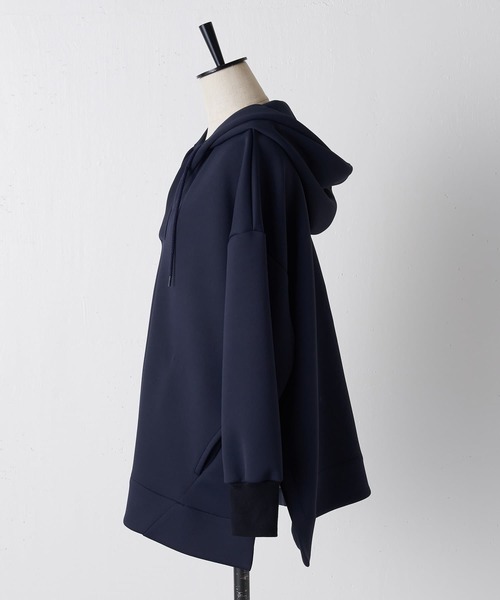 BEARDSLEY（ビアズリー）の「着心地やわらか軽いソフトダンボールスウェットパーカー（パーカー・レディース・ネイビー/ホワイト・FREE）」の13枚目の写真