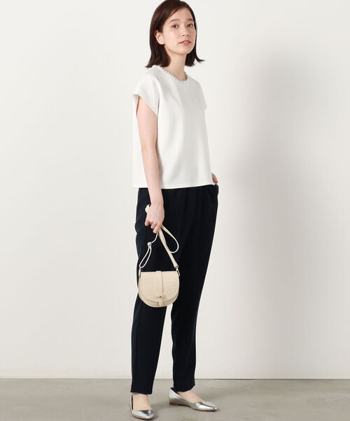 NOLLEY’S（ノーリーズ）の「◇【WEB限定】パール付きダンボールブラウス（シャツ/ブラウス・レディース・ブラック/ネイビー/オフホワイト・FREE）」の10枚目の写真