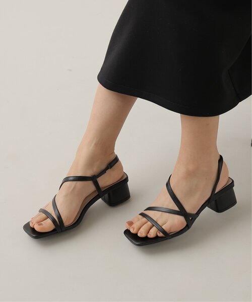 frames RAY CASSIN（フレームスレイカズン）の「スクエアトゥスムースサンダル（サンダル・レディース・ベージュ/ブラック/グリーン・X-LARGE/LARGE/SMALL/MEDIUM）」の5枚目の写真