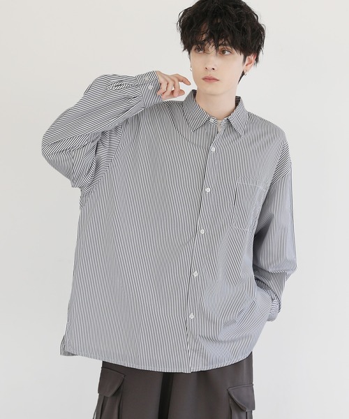 LILL(リル)の「ルーズシルエットドレープリラクシング長袖シャツ(シャツ/ブラウス・メンズ・ブラック/チャコールグレー/サックスブルー/ホワイト/ネイビー/ライトグレー/ブラウン/ホワイト×ブラック/ブラック×ホワイト/ブルー系/ブラック系/ホワイト系・L/XL/S/M)」の13枚目の写真