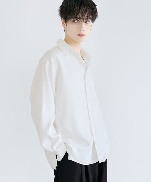 LILL(リル)の「ルーズシルエットドレープリラクシング長袖シャツ(シャツ/ブラウス・メンズ・ブラック/チャコールグレー/サックスブルー/ホワイト/ネイビー/ライトグレー/ブラウン/ホワイト×ブラック/ブラック×ホワイト/ブルー系/ブラック系/ホワイト系・L/XL/S/M)」の15枚目の写真