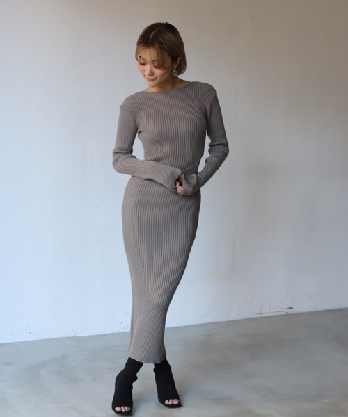 BLONDEY（ブロンディ）の「ウエストカットリブニットワンピース