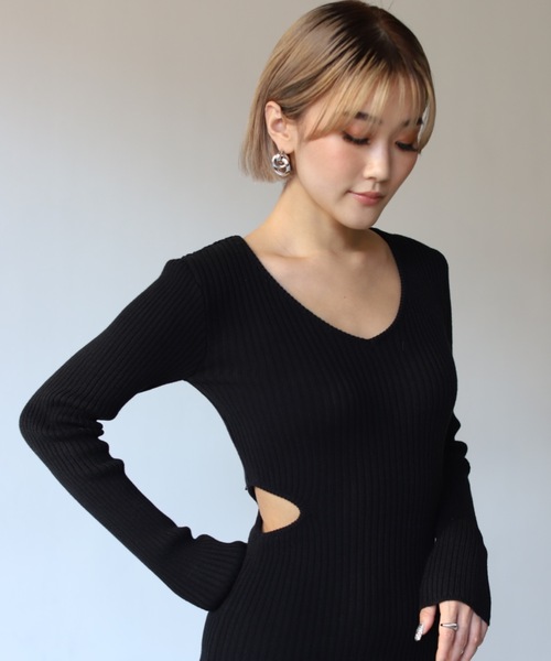 BLONDEY（ブロンディ）の「ウエストカットリブニットワンピース