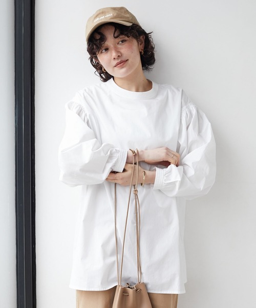 CRAFT STANDARD BOUTIQUE(クラフトスタンダードブティック)の「袖ギャザーブラウス *◆(シャツ/ブラウス・レディース・サックスブルー/オフホワイト/ブラック・FREE)」の2枚目の写真