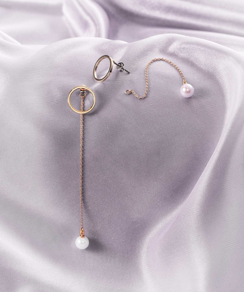 Andemiu（アンデミュウ）の「【谷川りさこコラボ】マルチＷＡＹパールピアス267344（ピアス（両耳用）・レディース・ゴールド・FREE）」の8枚目の写真