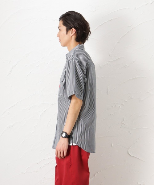 Dickies(ディッキーズ)の「Dickies ディッキーズ ヒッコリーストライプワークシャツ(シャツ/ブラウス・メンズ・アイボリー/ネイビー・M/L/XL)」の14枚目の写真