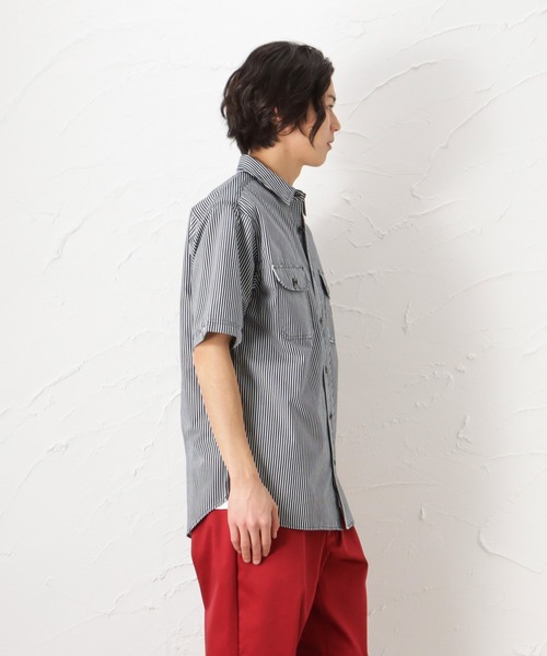 Dickies(ディッキーズ)の「Dickies ディッキーズ ヒッコリーストライプワークシャツ(シャツ/ブラウス・メンズ・アイボリー/ネイビー・M/L/XL)」の15枚目の写真
