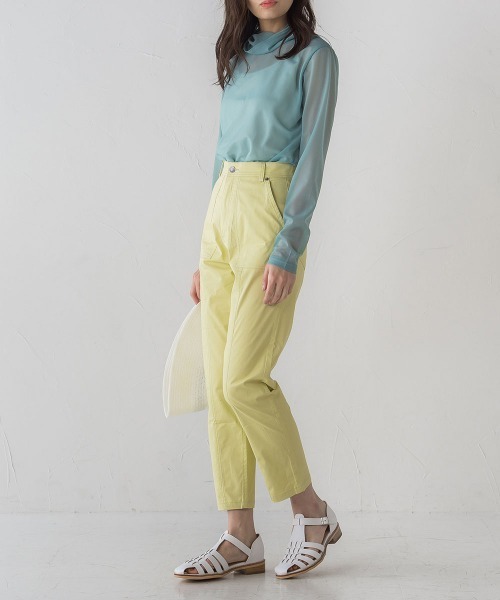 MAYSON GREY(メイソングレイ)の「【socolla】カラーテーパードパンツ≪洗濯機で洗える≫(スラックス・レディース・オフホワイト/オレンジ/イエロー・M/S)」の3枚目の写真
