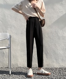 センタープレステーパードパンツ