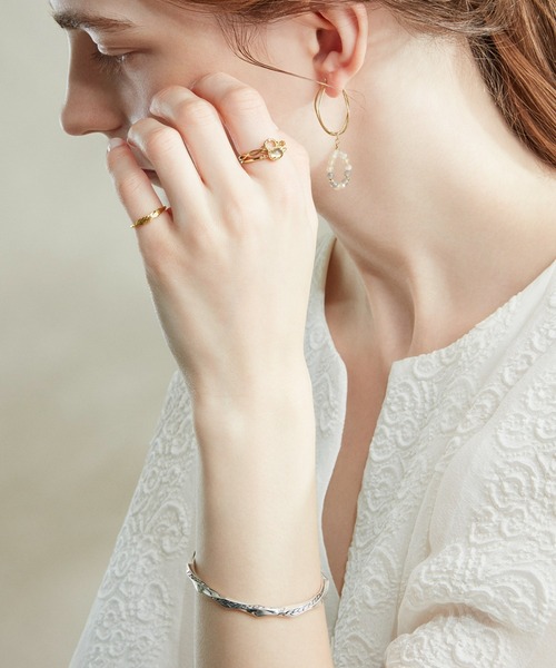 agete（アガット）の「K10ホースシューモチーフリング（リング）」 - WEAR