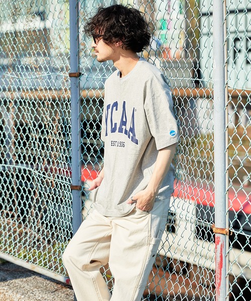 CIAOPANIC TYPY（チャオパニックティピー）の「【NCAA】ビッグロゴTEE（Tシャツ/カットソー・メンズ・ホワイト/グレー/ブルー・MEDIUM/LARGE）」の11枚目の写真