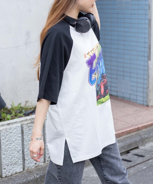 WEGO（ウィゴー）の「WEGO/ヴィンテージラグランBIGT（Tシャツ/カットソー・レディース・ブラック系その他/ブラック・MEDIUM/SMALL）」の4枚目の写真