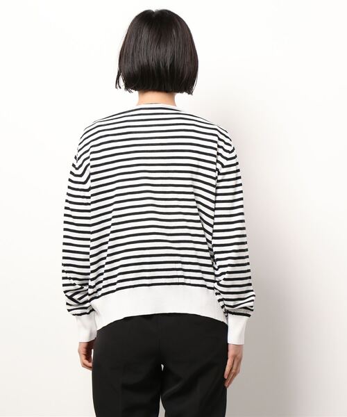 Te chichi（テチチ）の「Tバーボタンクルーネックカーディガン（カーディガン/ボレロ・レディース・ブラック/オフホワイト/シルバー/ブルー・ﾌﾘ-）」の6枚目の写真