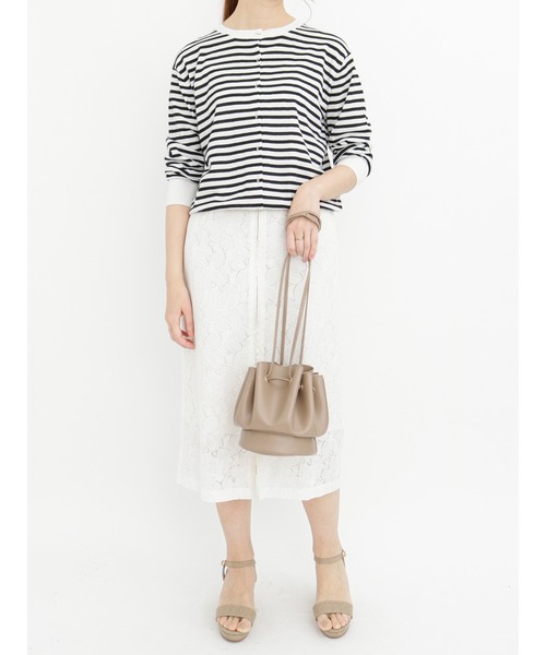 Te chichi（テチチ）の「Tバーボタンクルーネックカーディガン（カーディガン/ボレロ・レディース・ブラック/オフホワイト/シルバー/ブルー・ﾌﾘ-）」の18枚目の写真