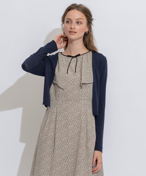 TOCCA(トッカ)の「【洗える!】AIRLY BOLERO ボレロ(カーディガン/ボレロ・レディース・アイボリー系/ベージュ系/ネイビー系/ライトグリーン系・MEDIUM/X-SMALL)」の4枚目の写真