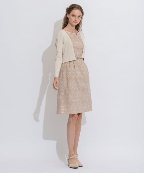 TOCCA(トッカ)の「【洗える!】AIRLY BOLERO ボレロ(カーディガン/ボレロ・レディース・アイボリー系/ベージュ系/ネイビー系/ライトグリーン系・MEDIUM/X-SMALL)」の7枚目の写真