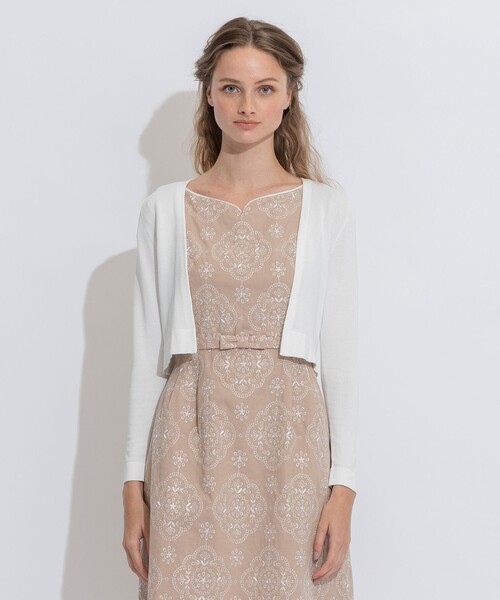 TOCCA(トッカ)の「【洗える!】AIRLY BOLERO ボレロ(カーディガン/ボレロ・レディース・アイボリー系/ベージュ系/ネイビー系/ライトグリーン系・MEDIUM/X-SMALL)」の17枚目の写真
