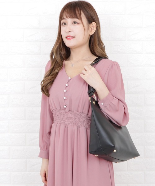 Lace Ladies(レースレディース)の「大容量 ポーチ付きショルダーバッグ(ショルダーバッグ・レディース・ブラウン/アイボリー/ブラック/グレイッシュベージュ・FREE)」の6枚目の写真