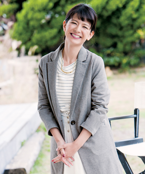 DISCOAT（ディスコート）の「【Discoat】オフショルボーダープルオーバー（Tシャツ/カットソー・レディース・オフホワイト/グレー/ブラック・ﾌﾘ-）」の2枚目の写真