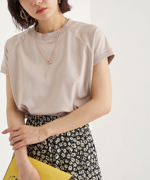 BELLUNA PLUS(ベルーナ)の「汗ジミ対策ハイネック切替デザインプルオーバー(Tシャツ/カットソー・レディース・ブラック/オリーブ/グレイッシュベージュ/チャコール・MEDIUM/LARGE/X-LARGE)」の9枚目の写真