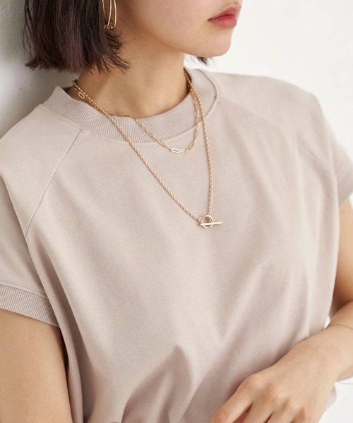 BELLUNA PLUS(ベルーナ)の「汗ジミ対策ハイネック切替デザインプルオーバー(Tシャツ/カットソー・レディース・ブラック/オリーブ/グレイッシュベージュ/チャコール・MEDIUM/LARGE/X-LARGE)」の10枚目の写真