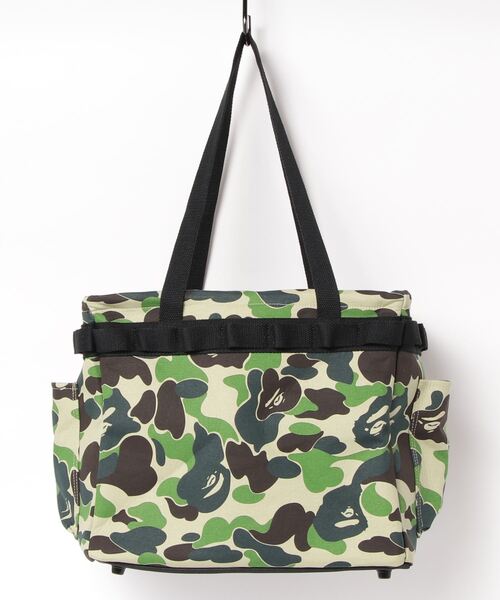 A BATHING APE(アベイシングエイプ)の「ABC CAMO BAPE CONTAINER BAG M(エコバッグ/サブバッグ・メンズ・グリーン・FREE)」の4枚目の写真