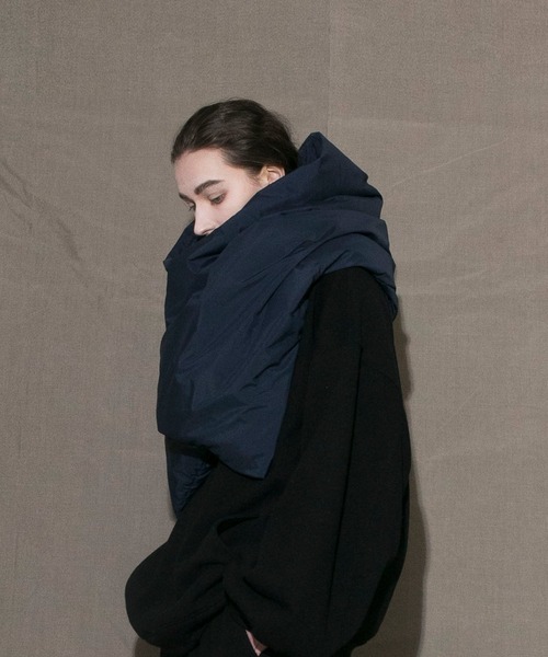 my beautiful landlet(マイビューティフルランドレット)の「【my beautiful landlet】 nylon taslan taffeta/kawada down stall(ストール/ショール・メンズ・ブラック/ネイビー/ブルー/グリーン・FREE)」の11枚目の写真