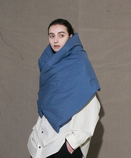 my beautiful landlet(マイビューティフルランドレット)の「【my beautiful landlet】 nylon taslan taffeta/kawada down stall(ストール/ショール・メンズ・ブラック/ネイビー/ブルー/グリーン・FREE)」の13枚目の写真