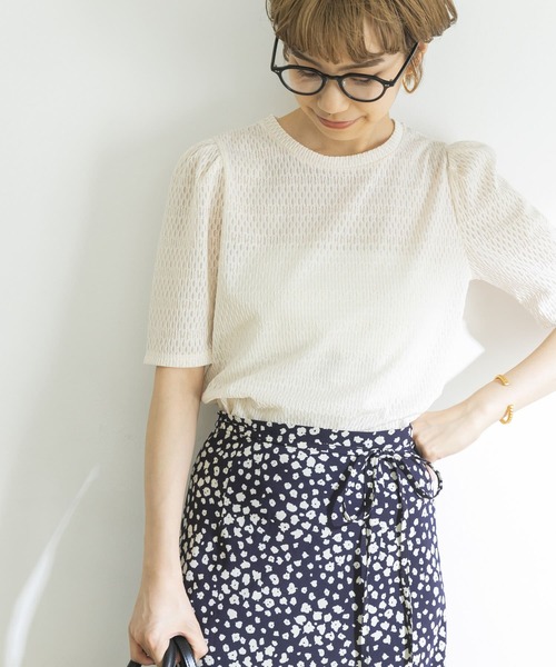 URBAN RESEARCH（アーバンリサーチ）の「カットレースパフTシャツ（Tシャツ/カットソー・レディース・ブラック/オフホワイト/グリーン・FREE）」の2枚目の写真