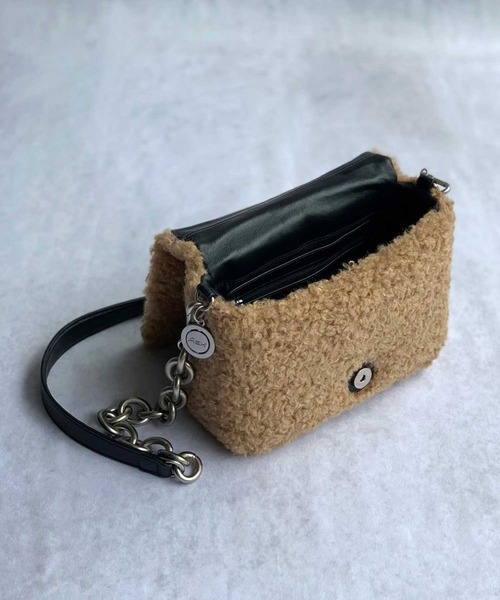 ASH（アッシュ）の「【FELIA BIS】ファーミニショルダーバッグ（ショルダーバッグ・レディース・ブラウン・ONE SIZE）」の5枚目の写真