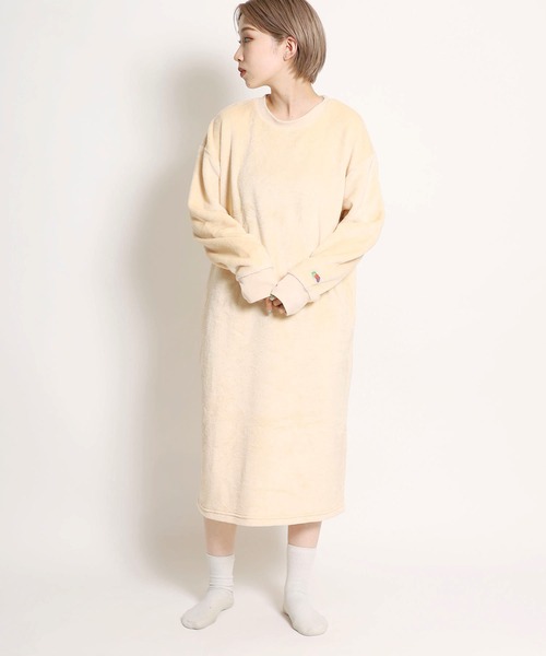 FRUIT OF THE LOOM（フルーツオブザルーム）の「FRUIT OF THE LOOM/フルーツオブザルーム ボアUネックワンピース 長袖ワンピース（ワンピース・レディース・ベージュ/カーキ/ブラック・S/M/L）」の18枚目の写真