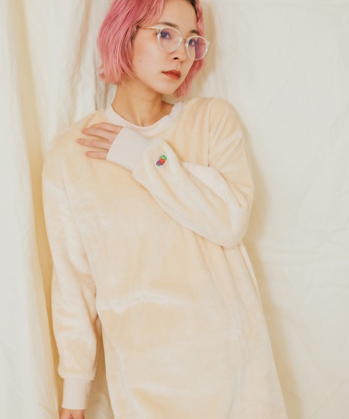 FRUIT OF THE LOOM（フルーツオブザルーム）の「FRUIT OF THE LOOM/フルーツオブザルーム ボアUネックワンピース 長袖ワンピース（ワンピース・レディース・ベージュ/カーキ/ブラック・S/M/L）」の22枚目の写真