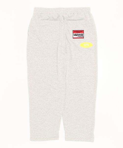 Beno(ビーノ)の「TCライト裏毛 ランダムワッペン ワイドスウェットパンツ(スウェットパンツ・メンズ・ロイヤルブルー/ブラック/オフホワイト/杢グレー/グリーン・M/L)」の17枚目の写真