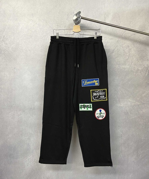 Beno(ビーノ)の「TCライト裏毛 ランダムワッペン ワイドスウェットパンツ(スウェットパンツ・メンズ・ロイヤルブルー/ブラック/オフホワイト/杢グレー/グリーン・M/L)」の2枚目の写真