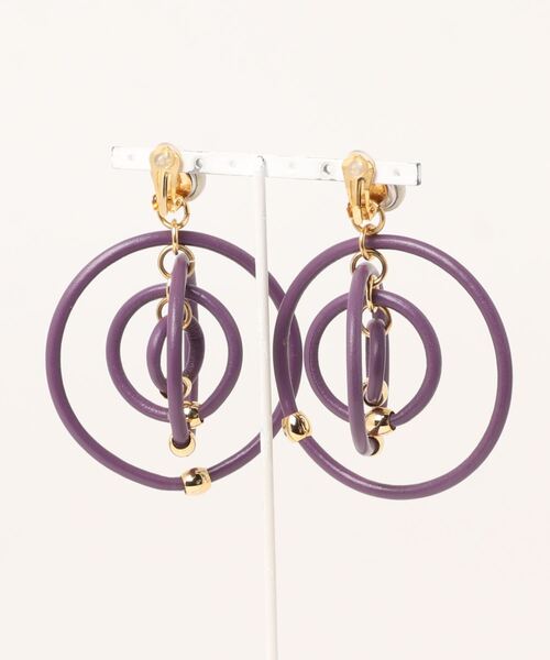 THE Dallas（ザ・ダラス）の「【The Dallas】レザーリングイヤリング（イヤリング・レディース・パープル・FREE）」の2枚目の写真