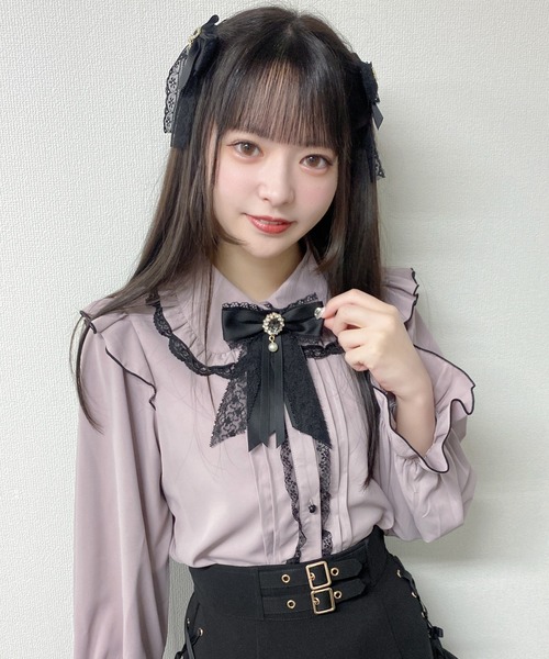 ROJITA（ロジータ）の「ブローチ付きフリルブラウス（シャツ/ブラウス・レディース・ホワイト/ブラック/ピンク・FREE）」の3枚目の写真