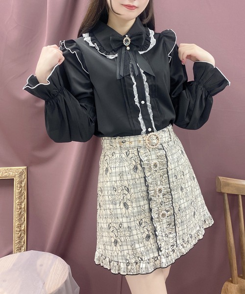 ROJITA（ロジータ）の「ブローチ付きフリルブラウス（シャツ/ブラウス・レディース・ホワイト/ブラック/ピンク・FREE）」の9枚目の写真