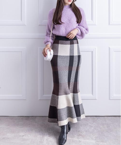 clear（クリア）の「フェザーハイネックニットトップス（ニット/セーター・レディース・アイボリー/ブラック/ブルー/ラベンダー/ベージュ/イエロー/グリーン・F）」の20枚目の写真