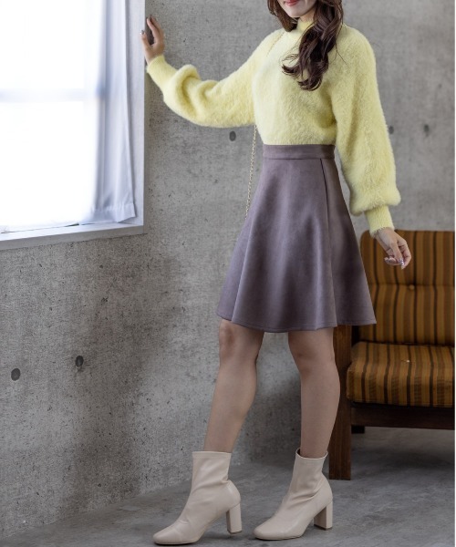 clear（クリア）の「フェザーハイネックニットトップス（ニット/セーター・レディース・アイボリー/ブラック/ブルー/ラベンダー/ベージュ/イエロー/グリーン・F）」の18枚目の写真