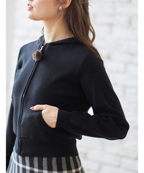 tocco closet(トッコ クローゼット)の「ポケット付きファーチャームジップニットパーカー(パーカー・レディース・ブラック/オフホワイト/ピンク系その他・M)」の19枚目の写真
