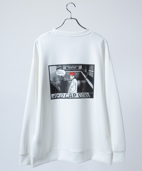 Red Cap Girl（レッドキャプガール）の「【a-r】〔Red Cap Girl/レッドキャップガール〕シルクタッチダンボールニット バックイラスト ルーズシルエット クルーネックスウェット（スウェット・メンズ・ホワイト/ブラック/ブルー/ブルー系その他/ホワイト系その他/グレイッシュベージュ/ブラック系その他/ブルー系1/ホワイト系1/ブラック系1/グレー系1/グレー/ブルー系2/ブラック系2/ホワイト系2/グレー系3/ブラック系3/ホワイト系3/ブルー系3/ピンク/ブラック系その他2/チャコールグレー・MEDIUM/LARGE/X-LARGE）」の3枚目の写真