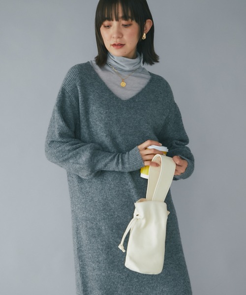 RIVE DROITE(リヴドロワ)の「モヘア風の表情のある素材が魅力/ボリュームスリーブニットワンピース(ワンピース・レディース・サックスブルー/チャコールグレー・FREE)」の13枚目の写真
