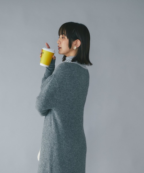 RIVE DROITE(リヴドロワ)の「モヘア風の表情のある素材が魅力/ボリュームスリーブニットワンピース(ワンピース・レディース・サックスブルー/チャコールグレー・FREE)」の7枚目の写真