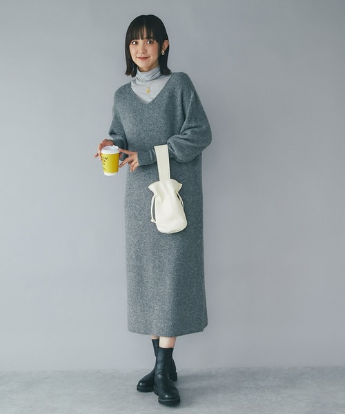 RIVE DROITE(リヴドロワ)の「モヘア風の表情のある素材が魅力/ボリュームスリーブニットワンピース(ワンピース・レディース・サックスブルー/チャコールグレー・FREE)」の21枚目の写真