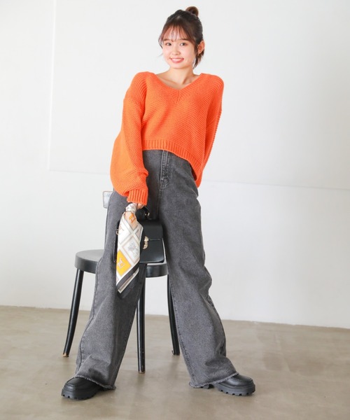 SPINNS（スピンズ）の「【5色展開】ワイドデニムパンツ　ボリュームデニム（デニムパンツ・レディース・ブラック/ブラック系その他/グレー系その他/ブルー系その他/ブルー・S/M）」の8枚目の写真