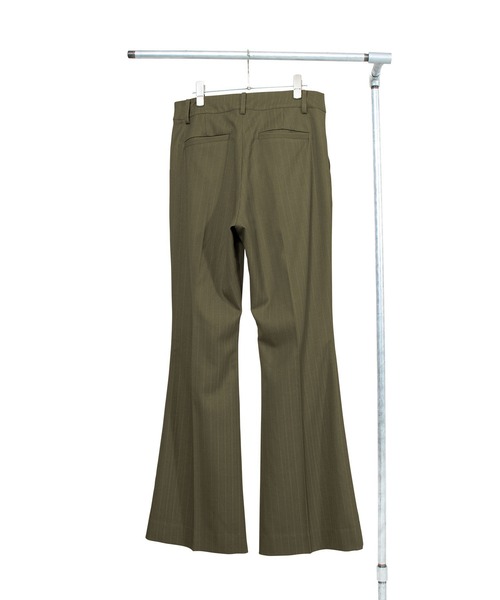 INTERPLAY(インタープレイ)の「【INTERPLAY x TAKERU】ストライプ セミ フレア パンツ(スラックス・メンズ・ダークグリーン/マスタード・SMALL/MEDIUM/LARGE)」の15枚目の写真