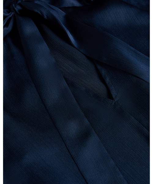 Ted Baker（テッドベーカー）の「JOANHA ハイネック　バックリボン ブラウス（シャツ/ブラウス・レディース・ダークブルー・2/0/3）」の5枚目の写真