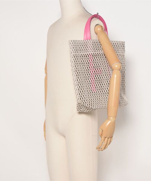 allureville(アルアバイル)の「【MARY AL TERNA(メアリーオルターナ)】GAP TOTE / ハンドトートバッグ(トートバッグ・レディース・ブルー系その他/ピンク・2)」の10枚目の写真