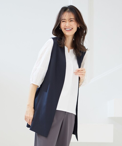 J.PRESS(ジェイプレス)の「【セットアップ対応・洗える・UVケア・速乾】 OXIJEWELストレッチ ジレ(その他アウター・レディース・ライトグレー系/ベージュ系/ネイビー系・F)」の3枚目の写真